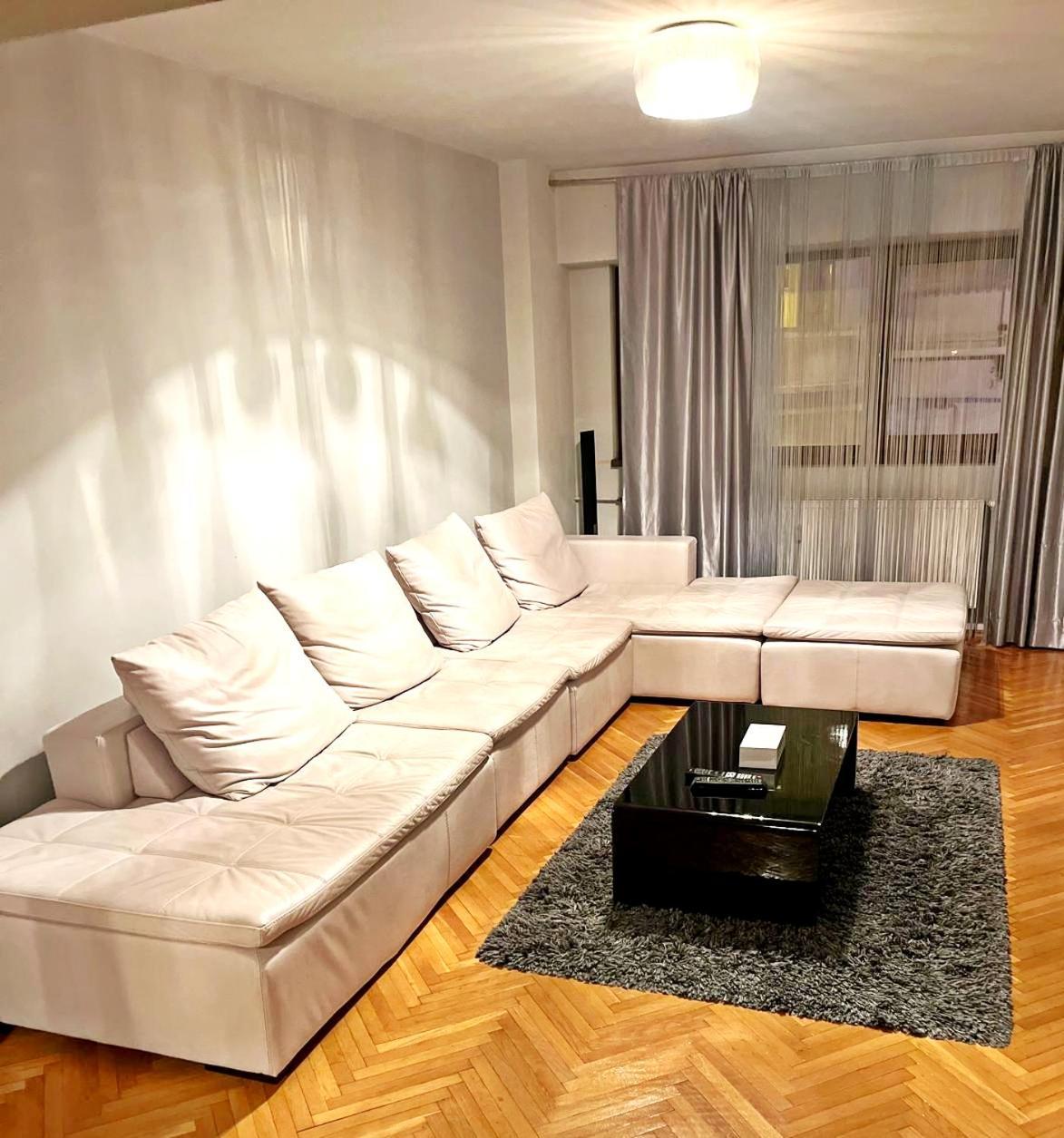 Romana 100 Sqm Deluxe Apartament 布加勒斯特 外观 照片